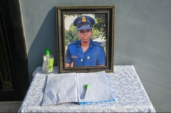 TOLULOPE AROTILE SIBLINGS To NAF: ‘We’re Not Convinced’, We Demand Investigation Into Female Pilot’s Death