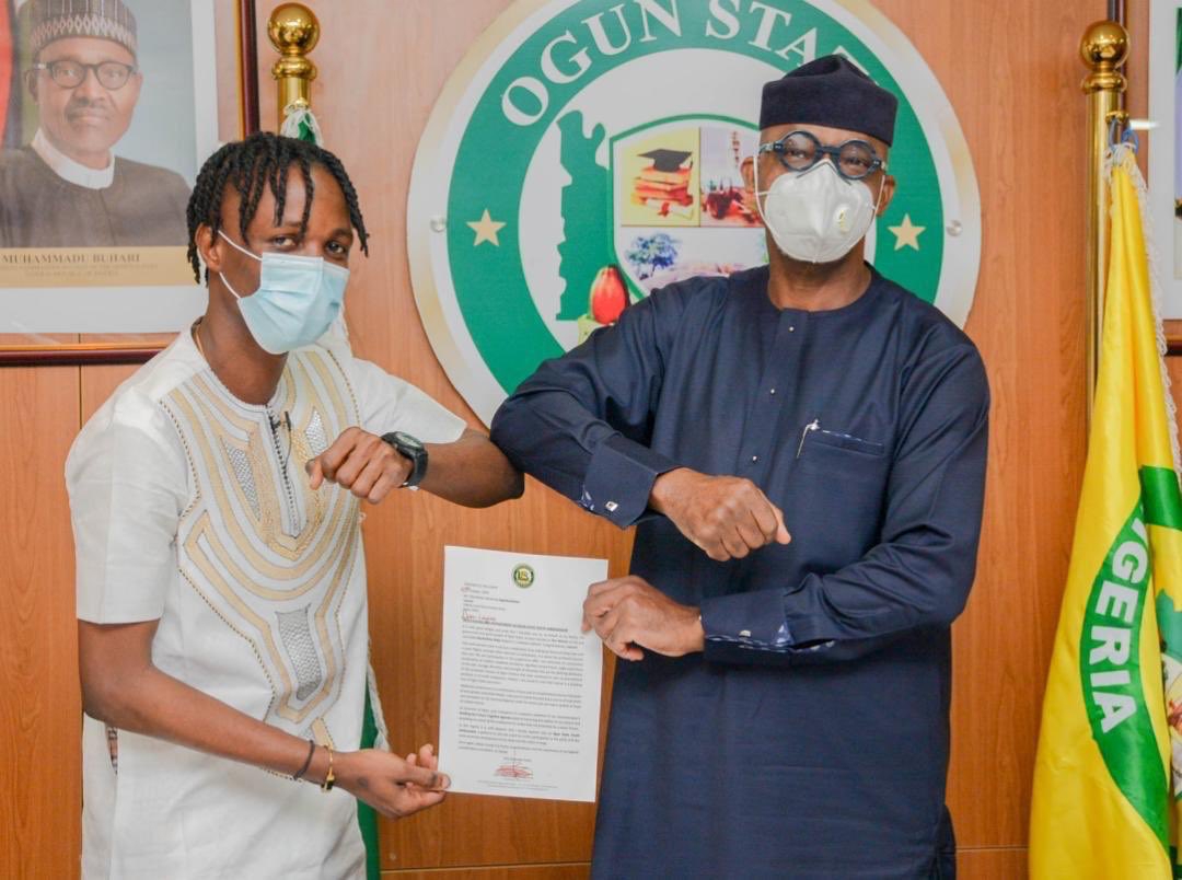 https://thegeniusmedia.com.ng/2020/10/06/ogunyouthwelcomelaycon-ogun-state-appoints-bbnaija-laycon-as-youth-ambassador/