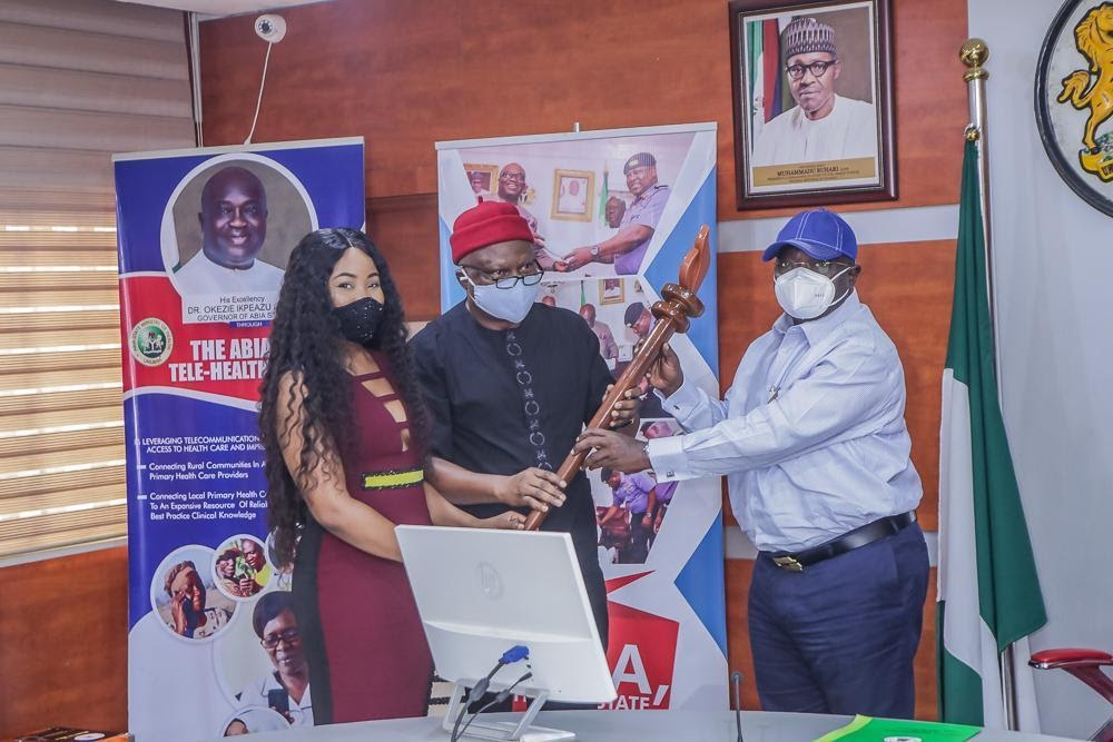 BREAKING: Erica Nlewedim Pays Courtesy Visit to Abia State Governor [PHOTO]