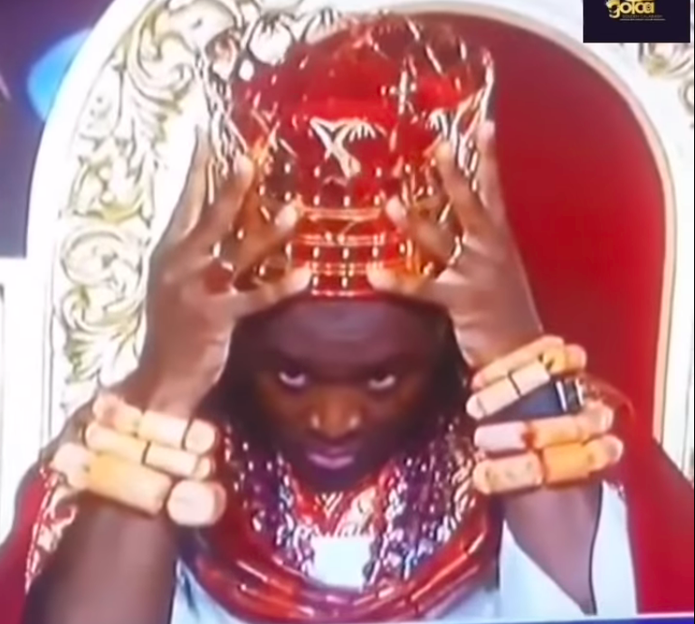 Tshola Emiko Crowned Ogiame Atuwatse III