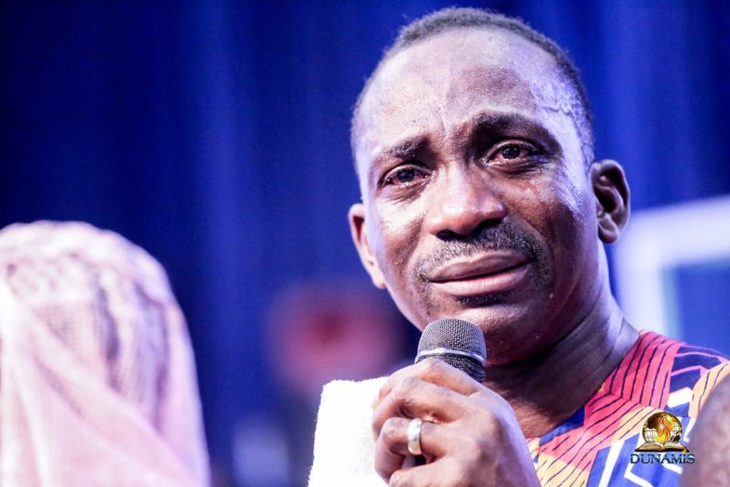 BREAKING: Panic As Armed Robbers Storm Dunamis International Church, Ripped Of Stab Security Guard Intestines