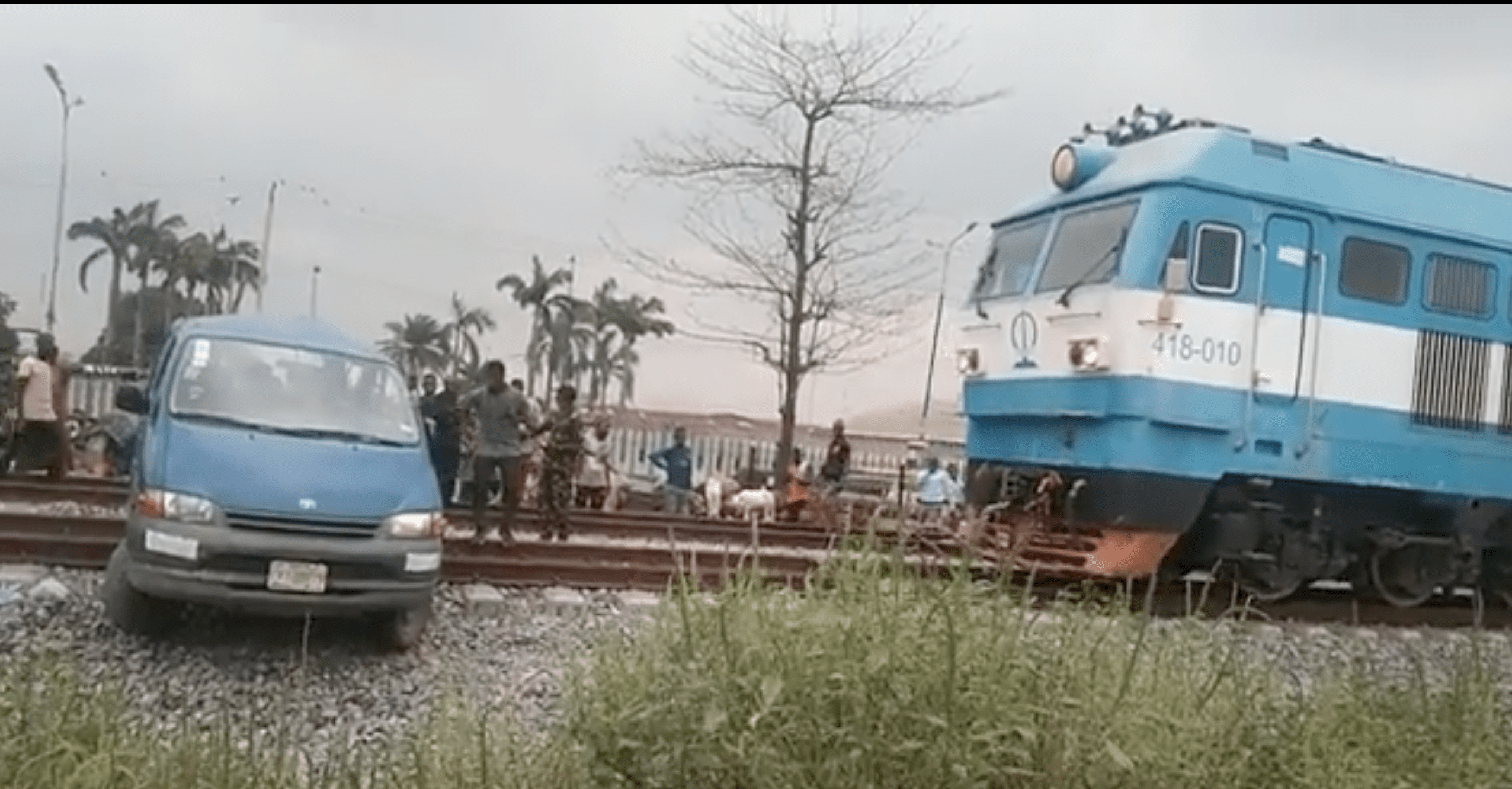 Bus Ram Into Moving Train In Lagos
